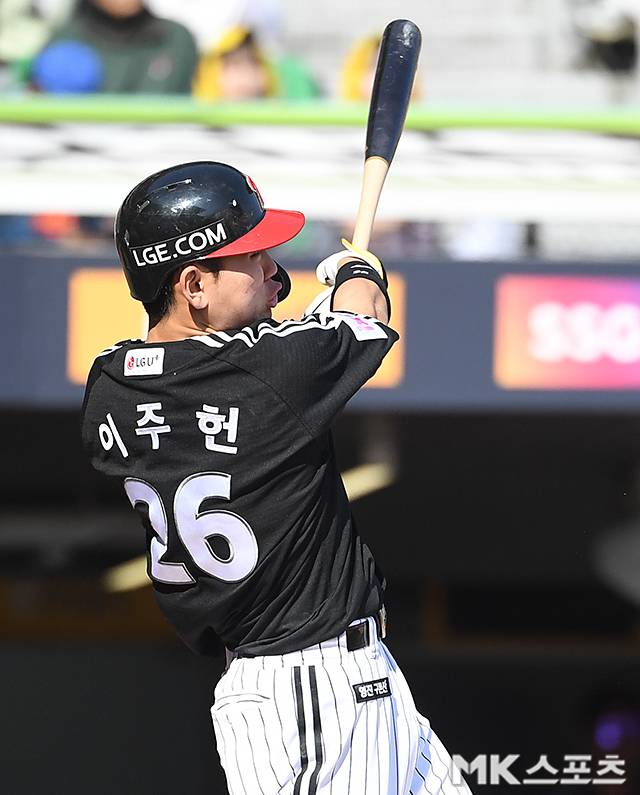 LG 이주헌은 18일 잠실 롯데전에서 역전 적시타를 쳤다. 사진=천정환 기자