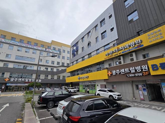개원 10주년을 앞둔 광주센트럴병원은 재정 부담에도 소아 응급 체계 구축, 응급실과 호스피스 병동 운영 등 필수의료 분야에 아낌없이 투자해 지역의료의 새로운 지평을 열고 있다. 광주센트럴병원 전경. 광주센트럴병원 제공