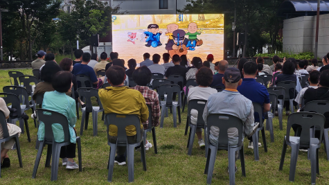 제주도가 상반기 운영했던 밤마실 극장 장면 ⓒ제주도 제공