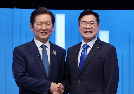더불어민주당 정청래(왼쪽)·박찬대 당대표 후보. 국회사진기자단