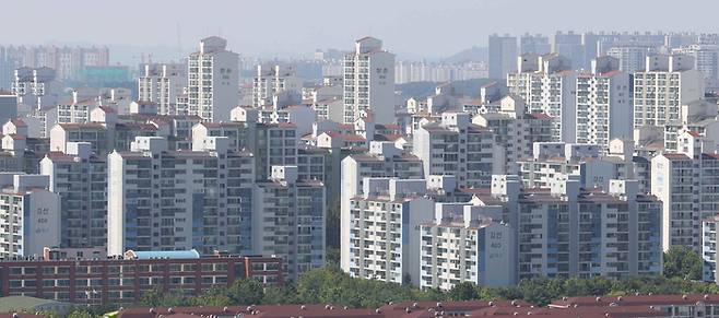 사진은 일산 아파트 전경.  [사진 = 이충우 기자]