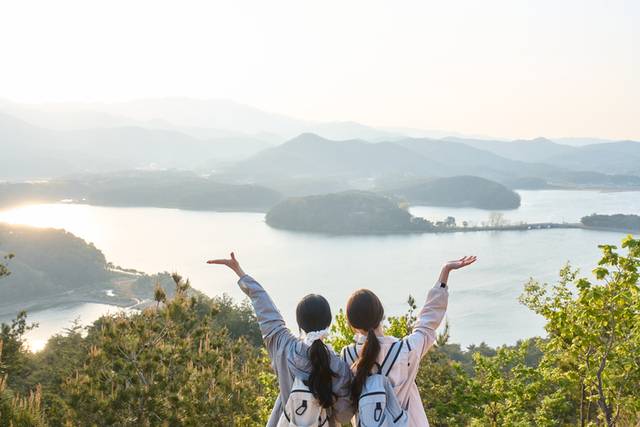 주 4일제가 현실화할 경우 퀵턴 여행 수요는 더 빠르게 확산할 것으로 보인다. 게티이미지뱅크