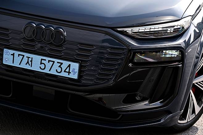 아우디 SQ6 e-트론. 사진: 김학수 기자