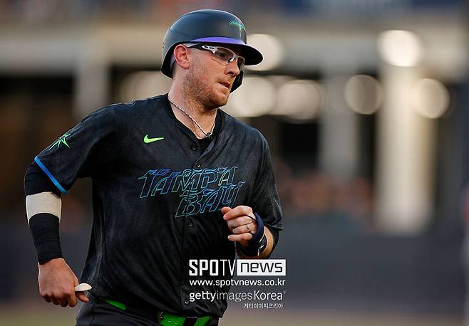 ▲ 19일(한국시간) 볼티모어 오리올스와 경기에서 이번 시즌 10호 홈런을 쏘아올린 대니 잰슨.