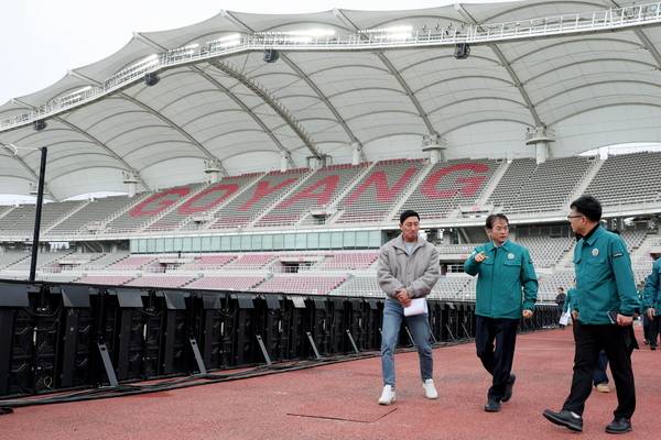 지드래곤 공연 대비 현장 점검 중인 이동환 고양시장. /고양시 제공