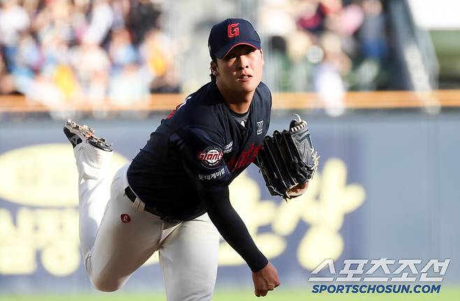 20일 잠실구장에서 열린 LG 트윈스와 롯데 자이언츠의 경기. 롯데 이민석이 역투하고 있다. 잠실=박재만 기자 pjm@sportschosun.com/2025.07.20/