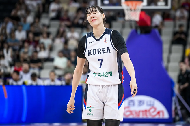 20일 중국과의 2025 FIBA 아시아컵 3위 결정전에 나선 박지수의 모습. 사진=FIBA