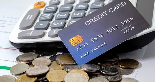 신용대출·전세대출 문턱까지 높아지면서 추가 대출 규제 가능성까지 거론되고 있다. 게티이미지