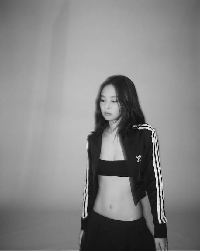 제니 SNS 캡처