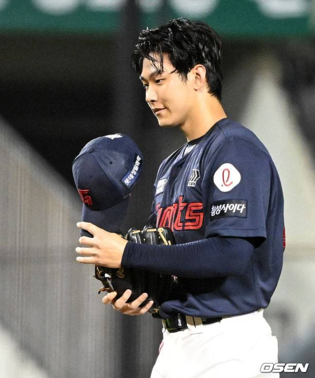 19일 경기에서의 홍민기.