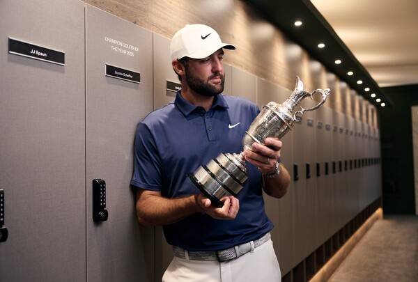 스코티 셰플러가 7월 21일(한국시간) 북아일랜드 포트러시 로열 포트러시에서 열린 브리티시 오픈 최종라운드에서 68타를 기록해 종합 17언더파로 4타 차 우승을 차지했다(사진=브리티시 오픈 SNS)