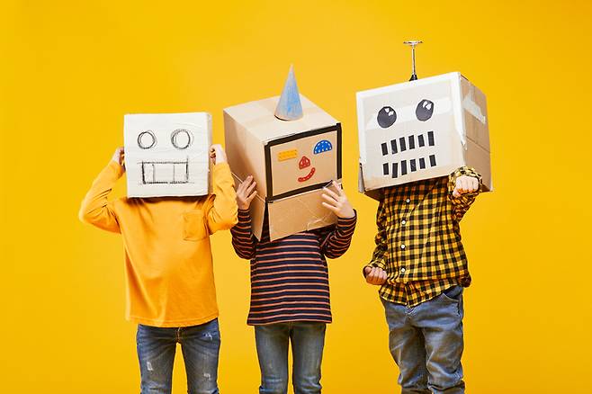 아이의 성장과 성격 형성에 영향을 주는 중요한 요소는 △가정의 사회경제적 수준 △부모의 양육 태도 △아이의 성별 △출생 당시 체중 및 건강 조건 등으로 분석됐다.[사진=게티이미지뱅크]