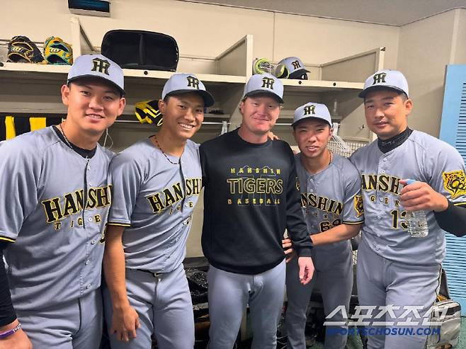 한신 구원진은 이틀 연속 요미우리 타선을 완벽에 가깝게 봉쇄했다. 사진캡처=한신 타이거즈 SNS