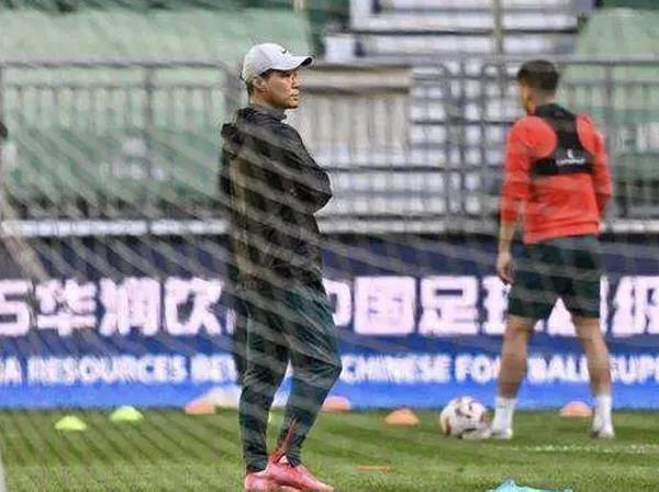 남기일 전 허난 감독은 4월 경질 통보를 받았다. SNS