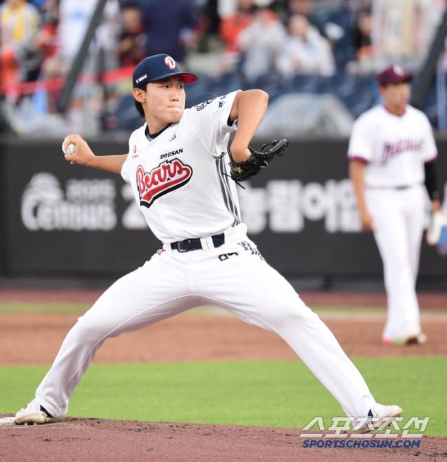 11일 대전 한화생명볼파크에서 열린 2025 KBO 퓨처스리그 올스타전, 투구하는 두산 김한중. 대전=송정헌 기자songs@sportschosun.com/2025.07.11/