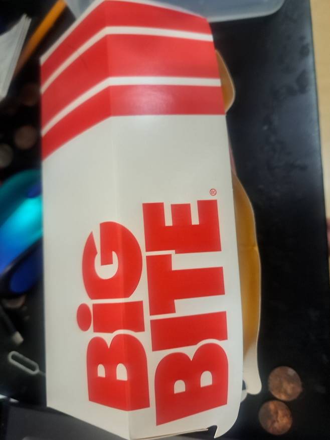 뉴욕에서 먹은 세븐 일래븐 치즈 핫도그인증