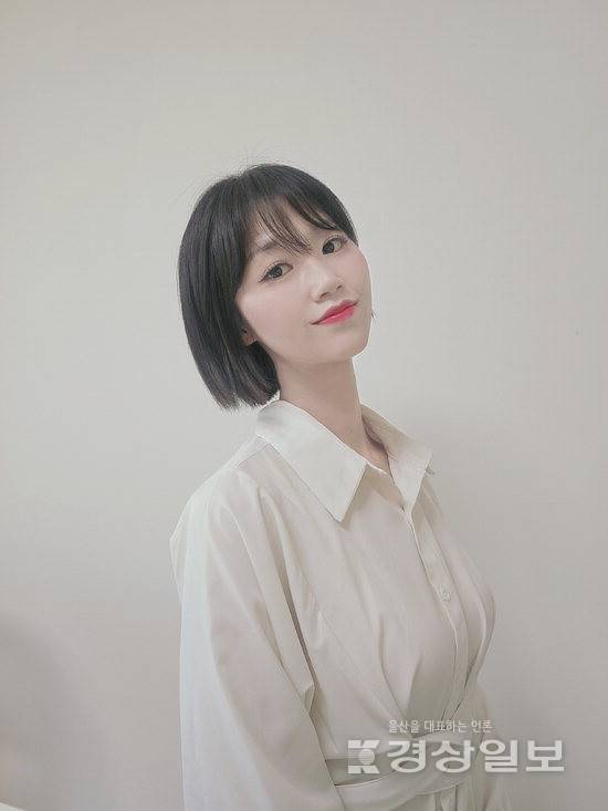 ▲ 이레(34·본명 이소리·사진) 작가