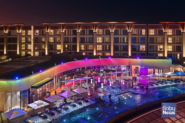 신화관 '스카이 풀' 이미지.&nbsp;ⓒ제주신화월드