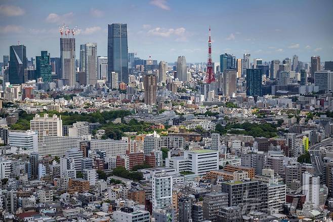 11일 도쿄타워가 보이는 일본 도쿄 시내 전경. 2024.9.11 ⓒ AFP=뉴스1 ⓒ News1 강민경 기자