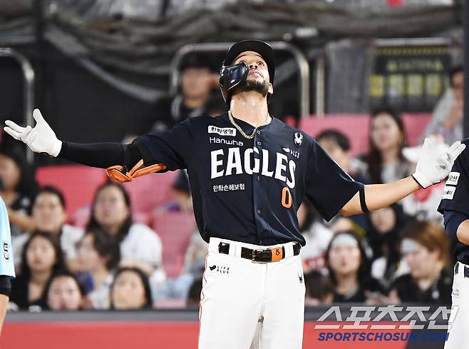 20일 수원 KT위즈파크에서 열린 한화-KT전. 9회초 무사 1루 리베라토가 안타를 친 후 기뻐하고 있다. 수원=정재근 기자 cjg@sportschosun.com/2025.7.20/