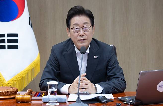 이재명 대통령이 22일 서울 용산 대통령실 청사에서 열린 국무회의에서 발언하고 있다. /대통령실