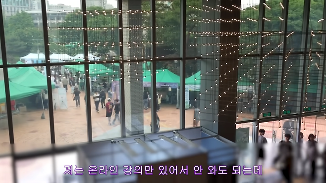 2.png 친구 없어서 혼자 대학축제 놀러간 유튜버