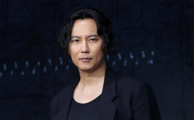 배우 김남길이 22일 오전 서울 마포구 호텔 나루에서 열린 넷플릭스 시리즈 '트리거'(감독 권오승) 제작발표회에서 포즈를 취하고 있다. 뉴시스