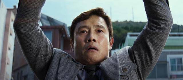 영화 '어쩔수가없다' 중 한 장면. CJ ENM 제공