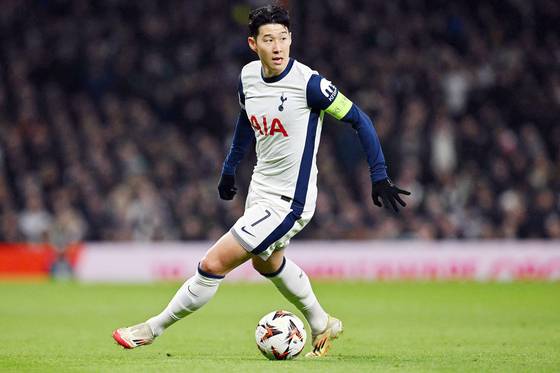 부상 가능성이 제기된 손흥민. AFP=연합뉴스