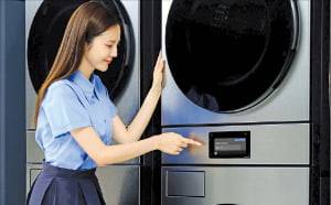 삼성전자 AI 기능 강화한 2025년형 ‘비스포크 AI 원바디’ 세탁기·건조기. 삼성전자 제공