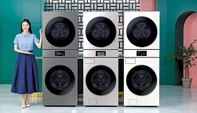 삼성전자의 2025년형 상하 결합형 세탁기∙건조기 ‘비스포크 AI 원바디’. 삼성전자 제공