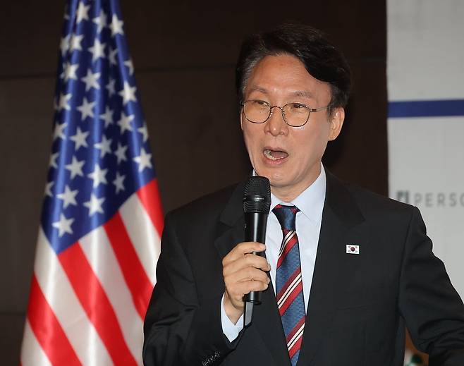 김민석 국무총리가 22일 서울 여의도 콘래드서울 호텔에서 열린 주한미국상공회의소 세미나에서 기조연설을 하고 있다. / 사진=연합뉴스