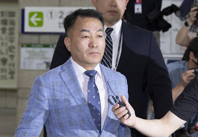 김계환 전 해병대 사령관이 22일 오전 서울 서초구 서울중앙지방법원에서 구속 전 피의자 심문(영장실질심사)을 받기 위해 출석하고 있다. 2025.07.22./사진=뉴시스