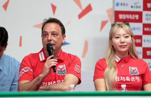 웰컴저축은행 다니엘 산체스(왼쪽), 김에은./PBA