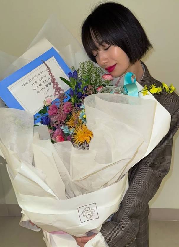 나나 소셜 미디어