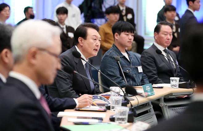 윤석열 전 대통령이 지난 2023년 3월15일 청와대 영빈관에서 열린 제14차 비상경제민생회의에서 발언하고 있다. ⓒ연합뉴스