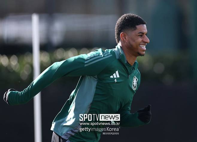 ▲ 폴 포그바는 유튜버 ‘아이쇼스피드’와 인터뷰에서 “맨체스터 유나이티드는 래시포드의 등번호까지 빼앗았다. 팀을 떠나는 것은 이해된다. 래시포드는 대단한 선수다. 바르셀로나는 훌륭한 자산을 얻었고, 맨체스터 유나이티드는 큰 손실을 입었다"고 이적 사가를 정리했다.