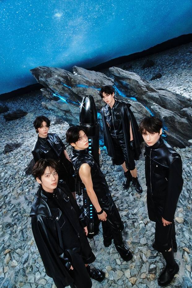 투모로우바이투게더