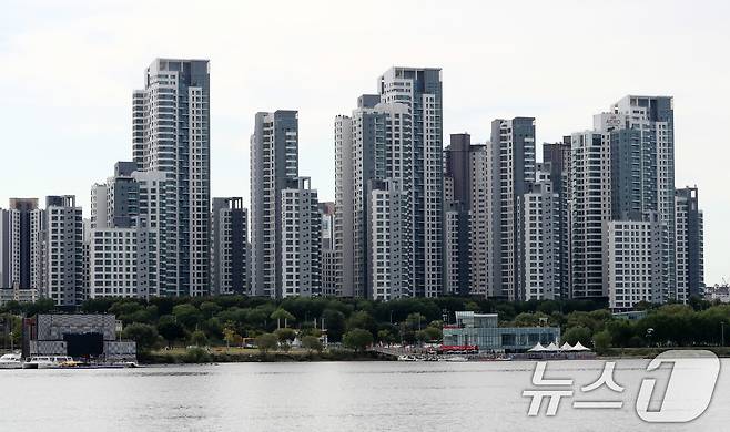 서울 서초구 아크로리버파크 아파트 전경. ⓒ News1 박세연 기자