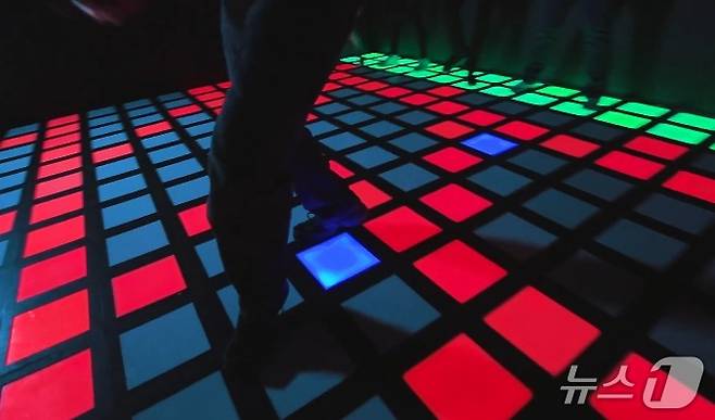 LED 발판 게임. (업체 홈페이지 화면 갈무리) /뉴스1