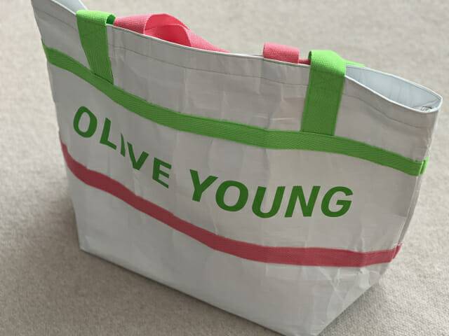 올리브영 리유저블백