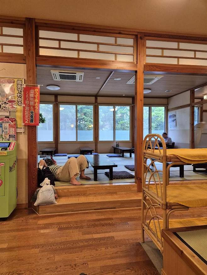 06bcdb27eae639aa658084e54484746a6e773f012cecc833655d3431284e7362bc157f28a6d972fc4411b20c35