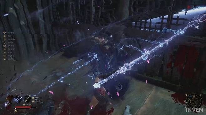 ▲ 무기 스킬이 공격용이라면 유파 스킬은 방어/회피용에 가깝다고 할 수 있다