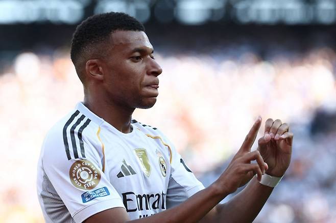 레알 마드리드의 킬리안 음바페가 지난 5일 FIFA 클럽 월드컵 2025 8강전 도르트문트와의 경기에서 득점 후 기뻐하고 있다. AFP연합뉴스