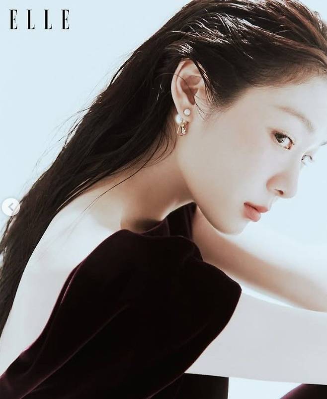 [서울=뉴시스] 김연아. (사진=김연아 인스타그램 캡처, 엘르 홍콩) 2025.07.23. photo@newsis.com *재판매 및 DB 금지