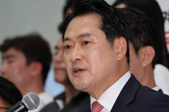 국민의힘 장동혁 의원이 23일 서울 여의도 국회박물관에서 당대표 출마를 선언하고 있다. 연합뉴스