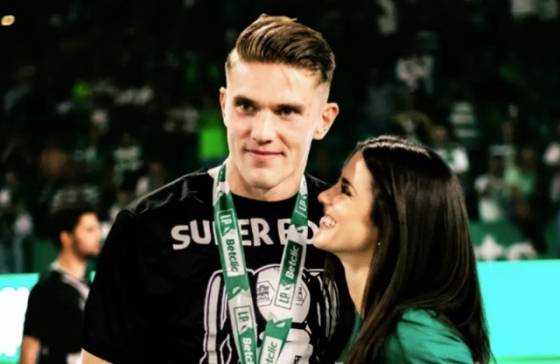 빅토르 요케레스(왼쪽)와 이네스 아기아르. /사진=더선 캡처