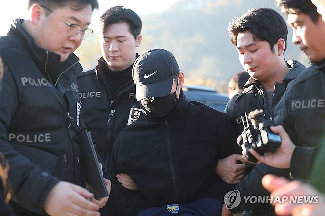 '훼손 시신' 유기 장소 찾은 군 장교 [연합뉴스 자료사진]