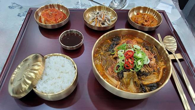 휴게소 음식 FESTA에서 대상을 차지한 죽전(서울)_용인 성산한돈 뼈해장국