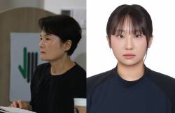 ▲ 김언희 시인(왼쪽), 장윤아 씨